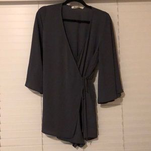 Romper long sleeve v neck